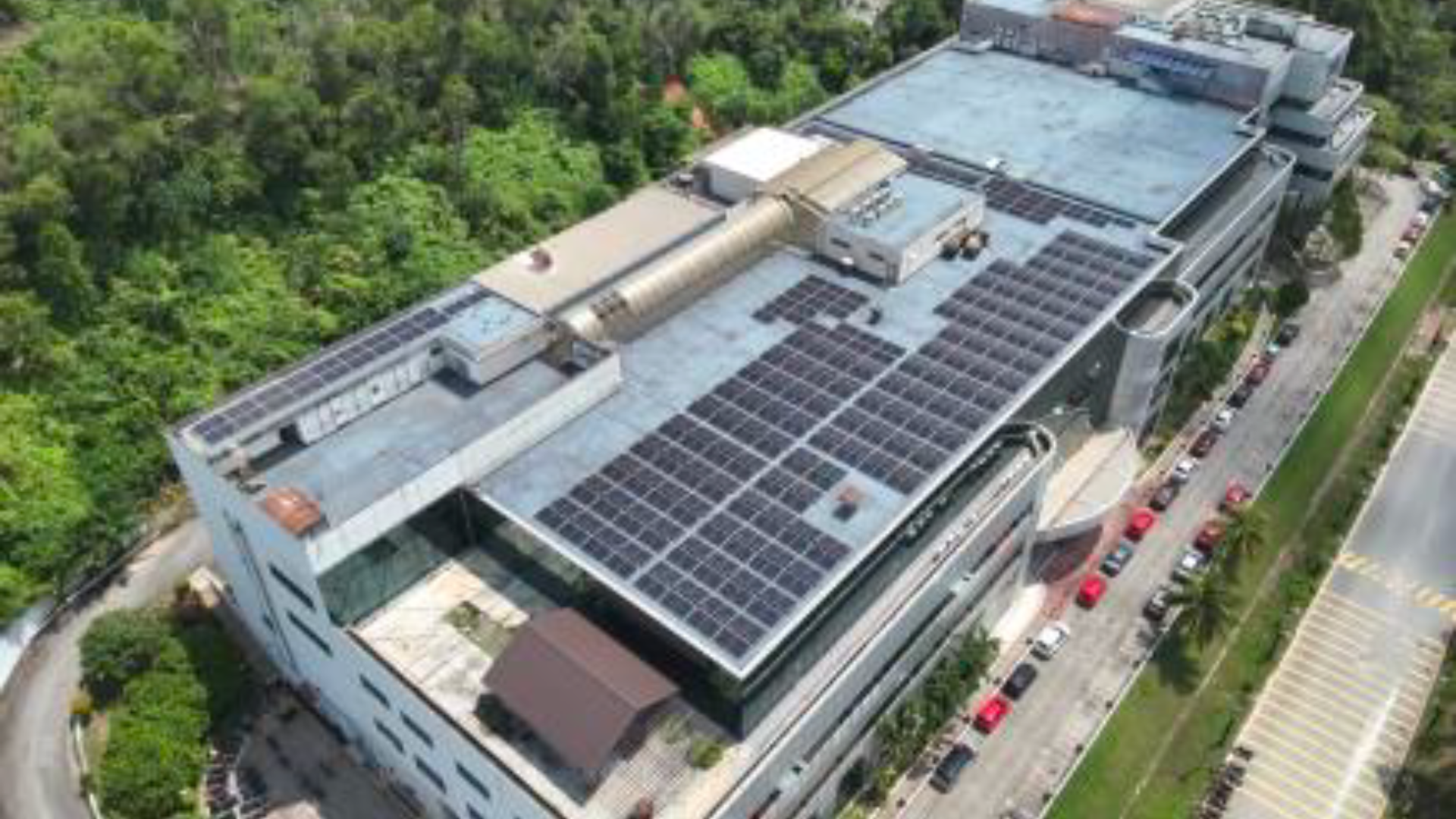 iris-climate-action-rooftop-solar